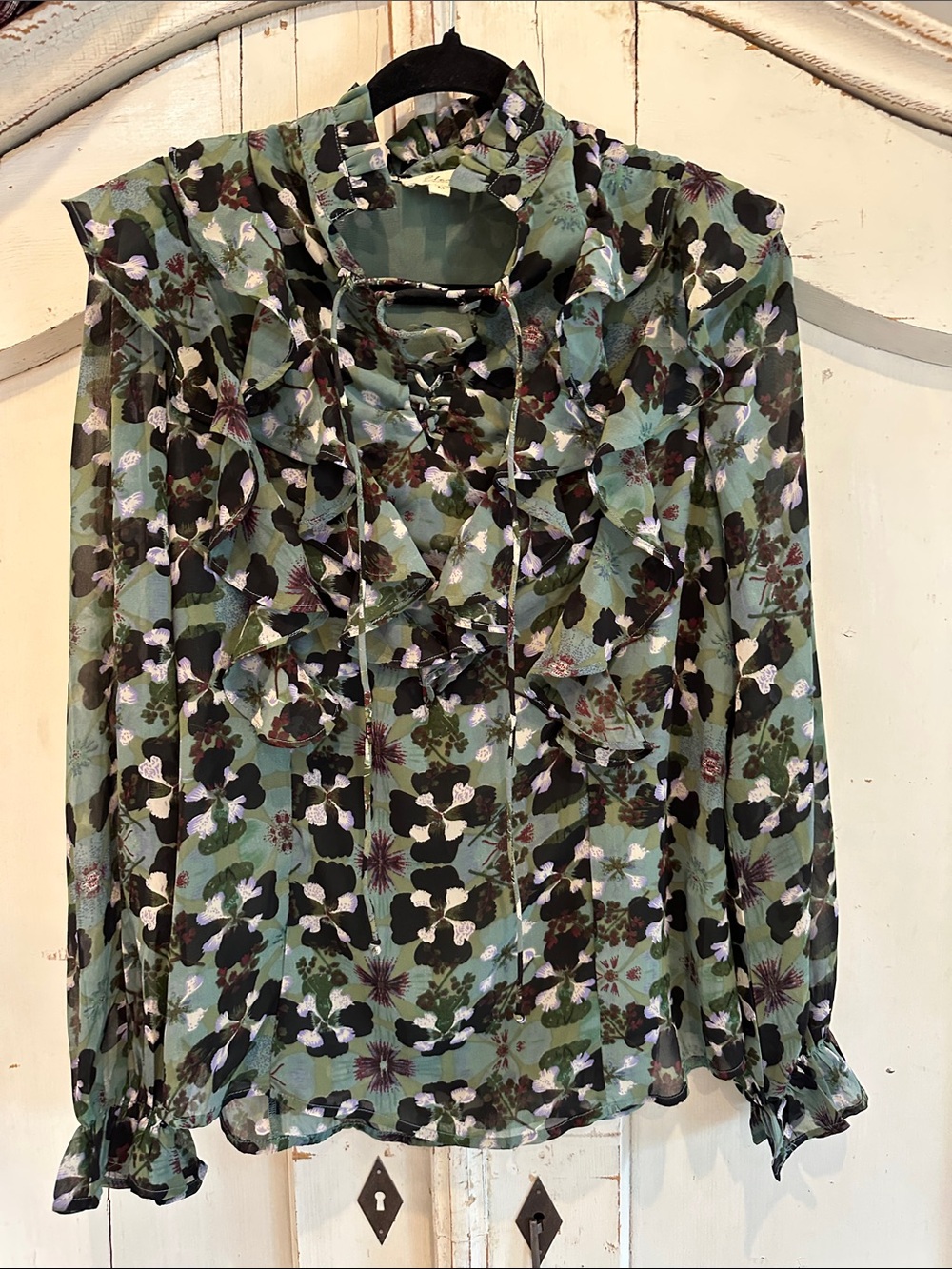 Elan Mint Green Floral Ruffled Tie-Neck Blouse